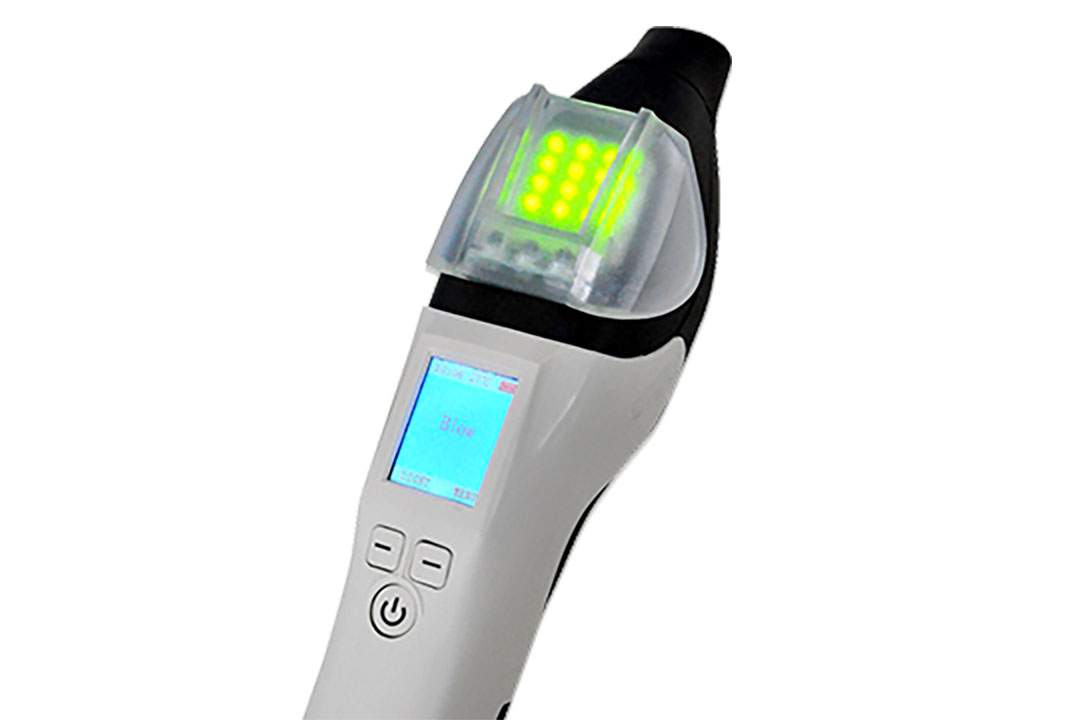 AT7000 Fuel Cell Rapid Screening Breathalyzer